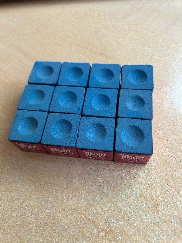 Tizas azules para billar